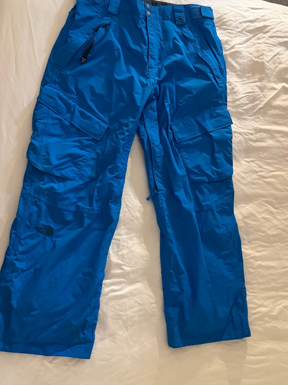 The North Face Men's Vivid Blue snowboarding Pants as is